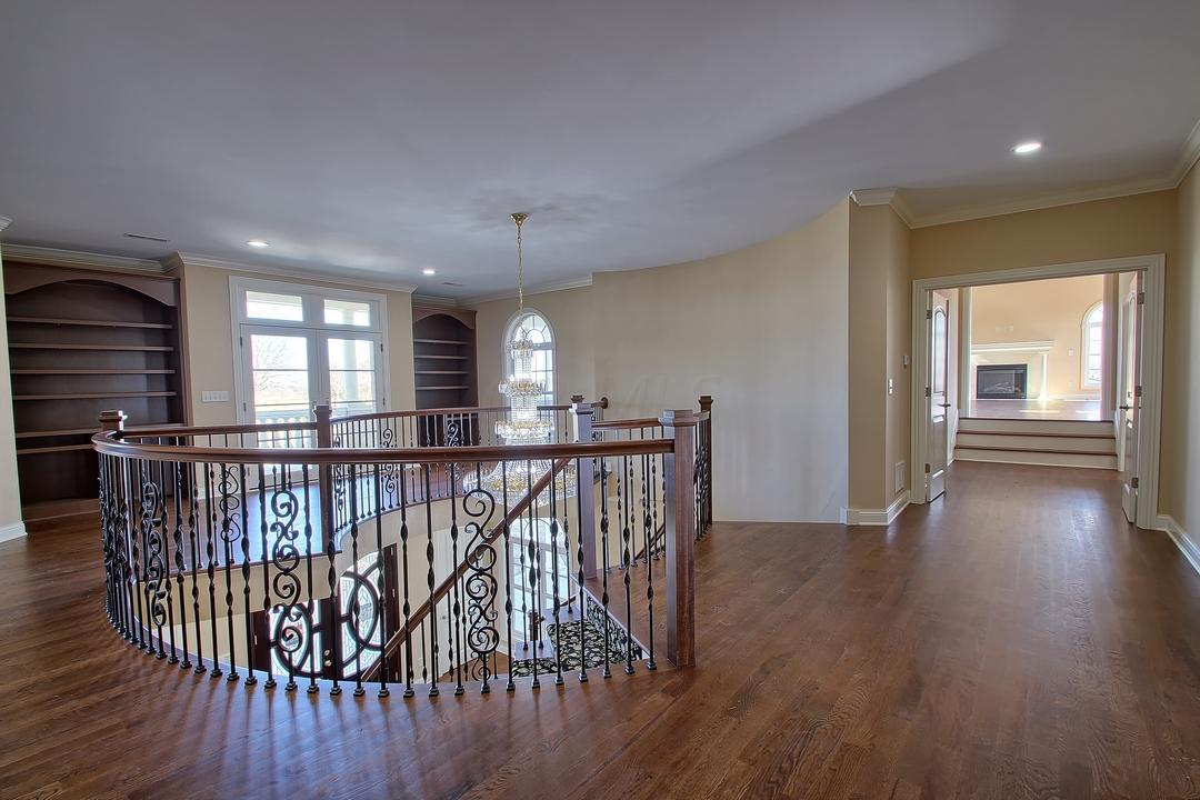 8043 Patterson Road Hilliard, OH 43026 - Photo 49 of 70