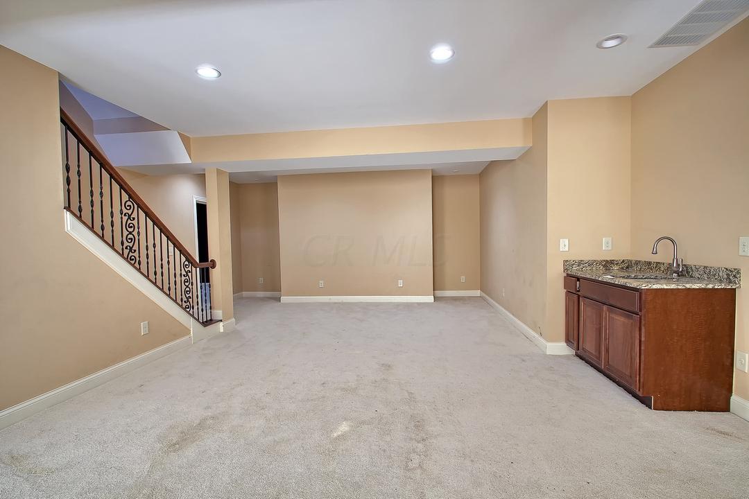 8043 Patterson Road Hilliard, OH 43026 - Photo 51 of 70