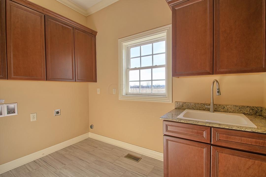 8043 Patterson Road Hilliard, OH 43026 - Photo 60 of 70