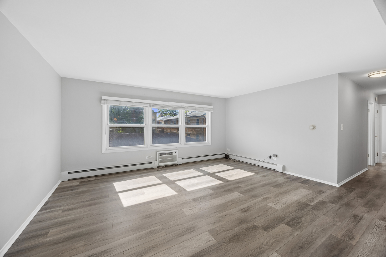 1025 Randolph Street, Unit 112 Oak Park, IL 60302 - Photo 5 of 25
