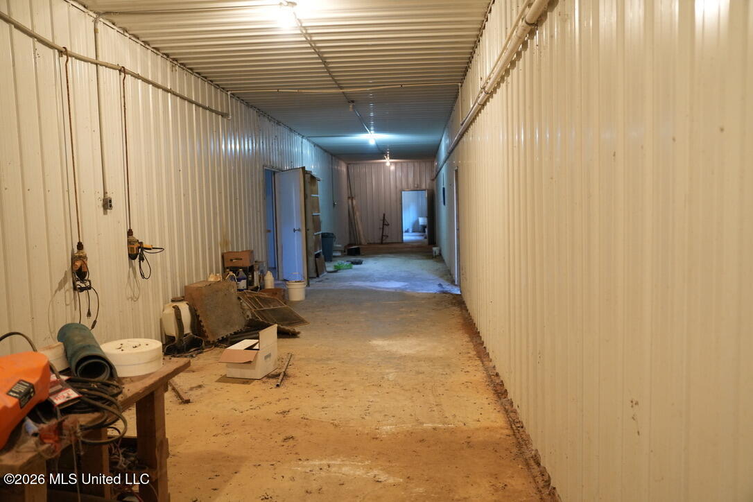 3037 Hickory Fellowship Road Hickory, MS 39332 - Photo 10 of 38 BD9104AF-629E-4BDE-B3AA-0C95C918A1D3_1_1