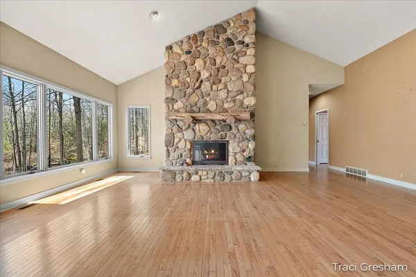 $850,000 | 4960 South Hilton Park Road, Fruitport, MI 49415