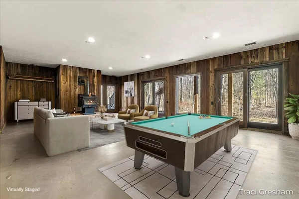 $850,000 | 4960 South Hilton Park Road, Fruitport, MI 49415