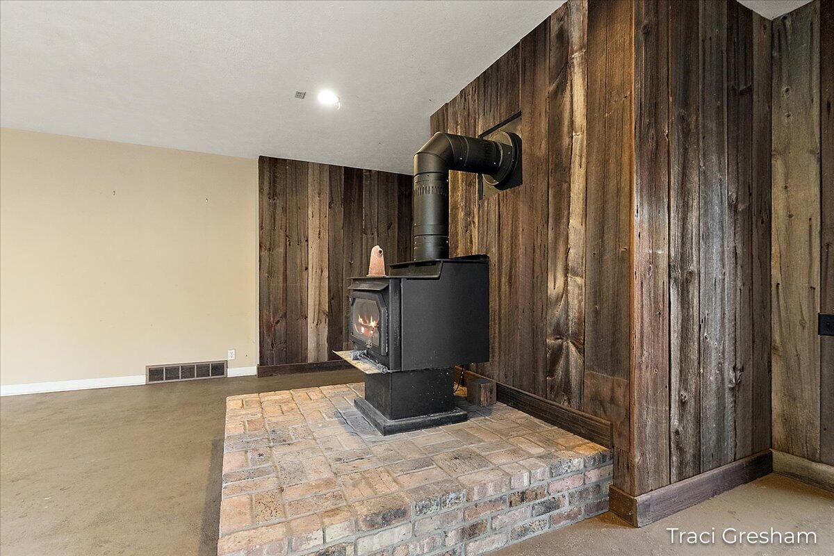 4960 South Hilton Park Road Fruitport, MI 49415 - Photo 36 of 64 4960 S Hilton Park Rd