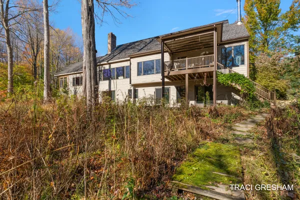 $850,000 | 4960 South Hilton Park Road, Fruitport, MI 49415