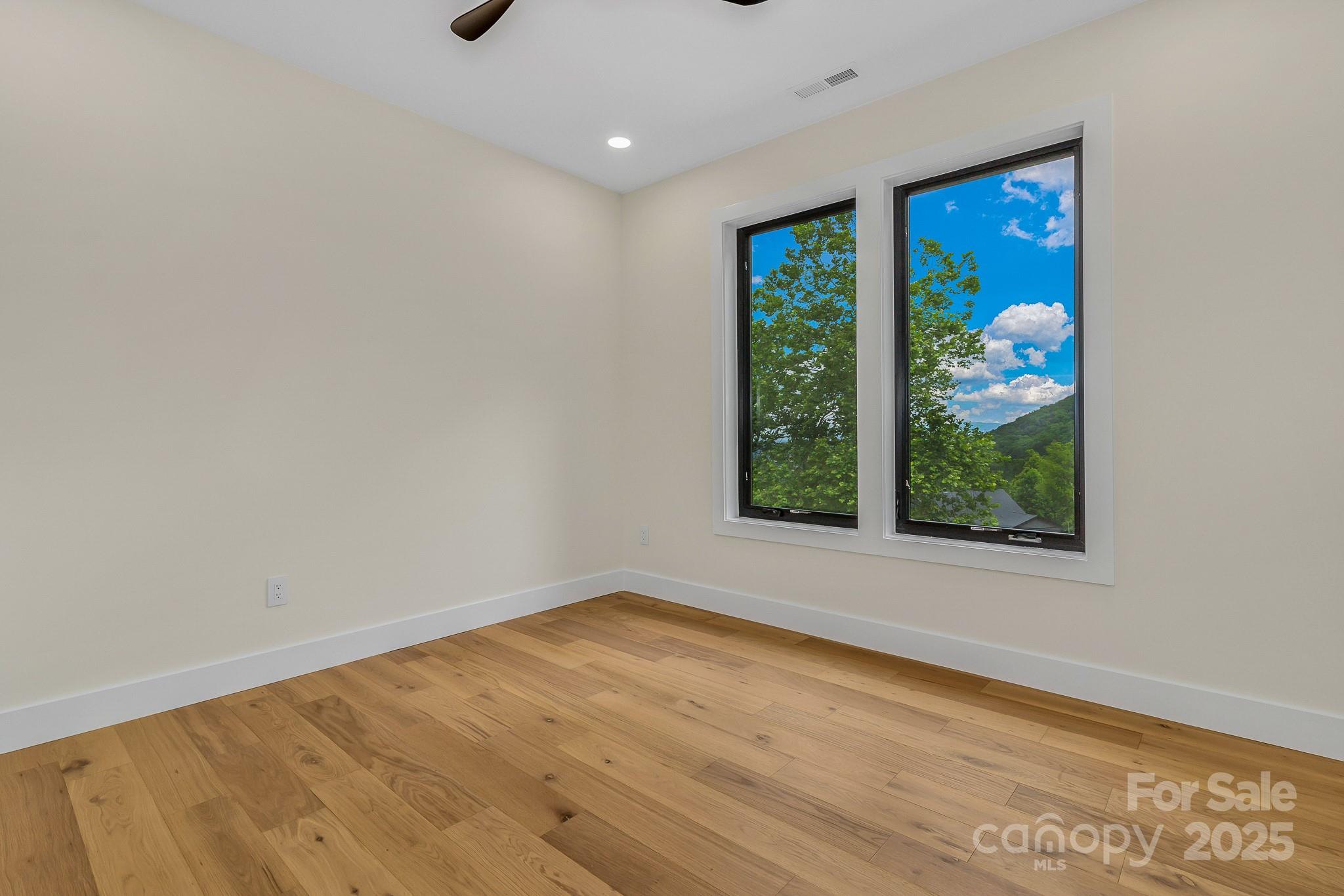 127 View Ridge Parkway Leicester, NC 28748 - Photo 33 of 48