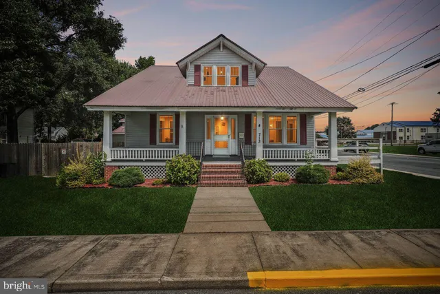 $299,000 | 713 East Grove Street, Delmar, DE 19940