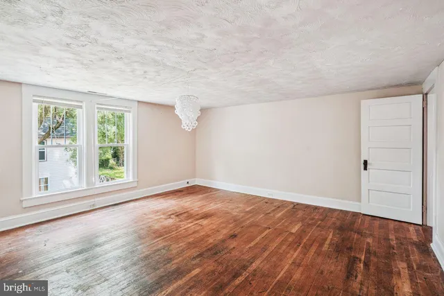 $299,000 | 713 East Grove Street, Delmar, DE 19940