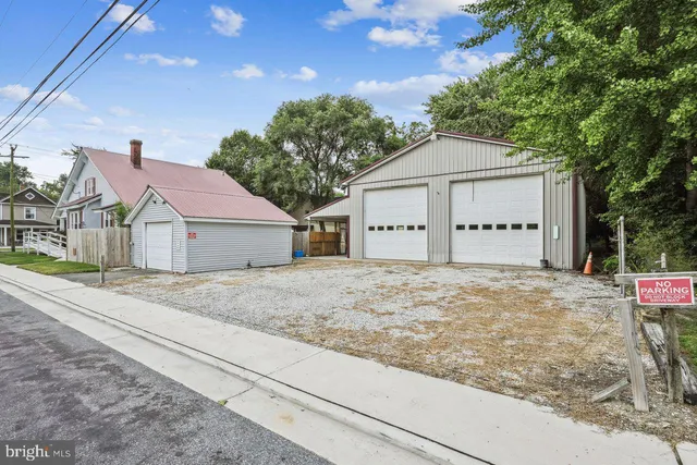 $299,000 | 713 East Grove Street, Delmar, DE 19940