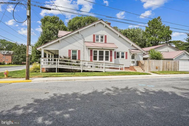 $299,000 | 713 East Grove Street, Delmar, DE 19940