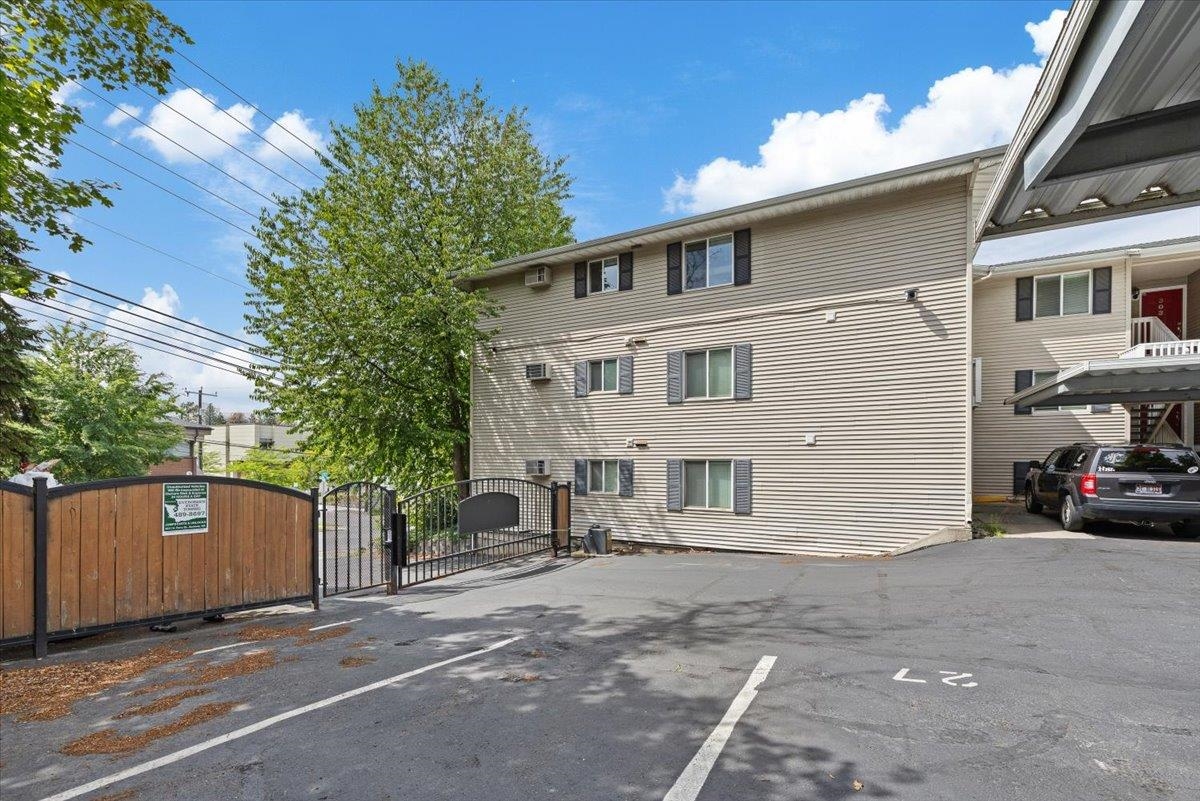 837 South Cowley Street, Unit 301 Spokane, WA 99202 - Photo 3 of 20
