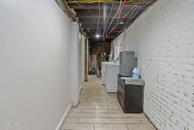 $284,900 | 3 Manning Square, Albany, NY 12206