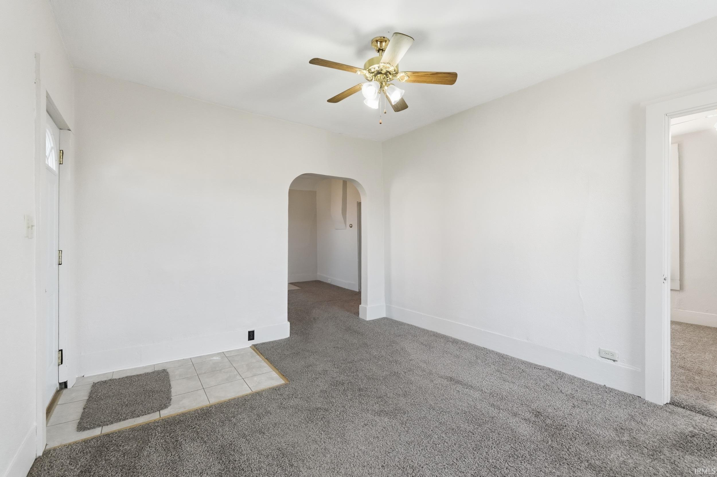 513 West Porter Street Warsaw, IN 46580 - Photo 2 of 28