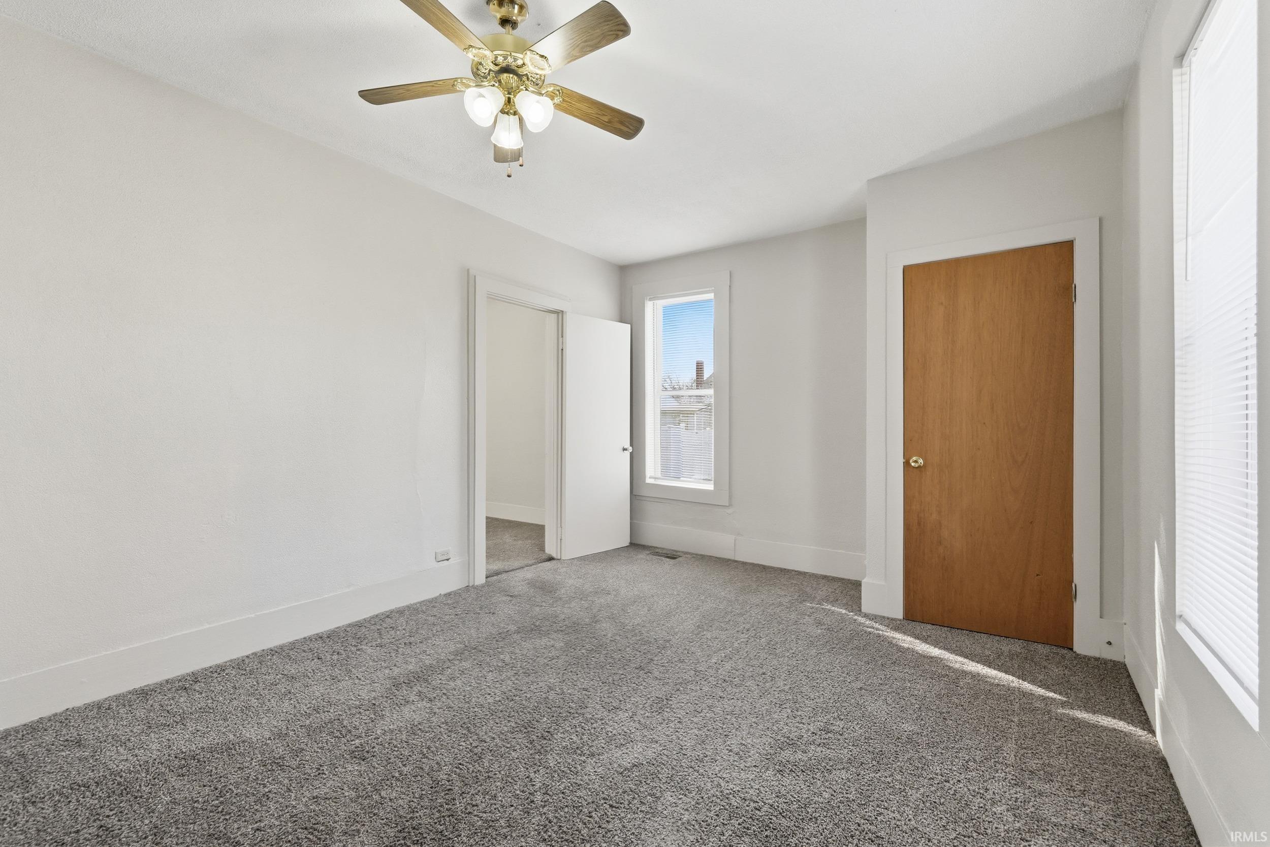 513 West Porter Street Warsaw, IN 46580 - Photo 3 of 28