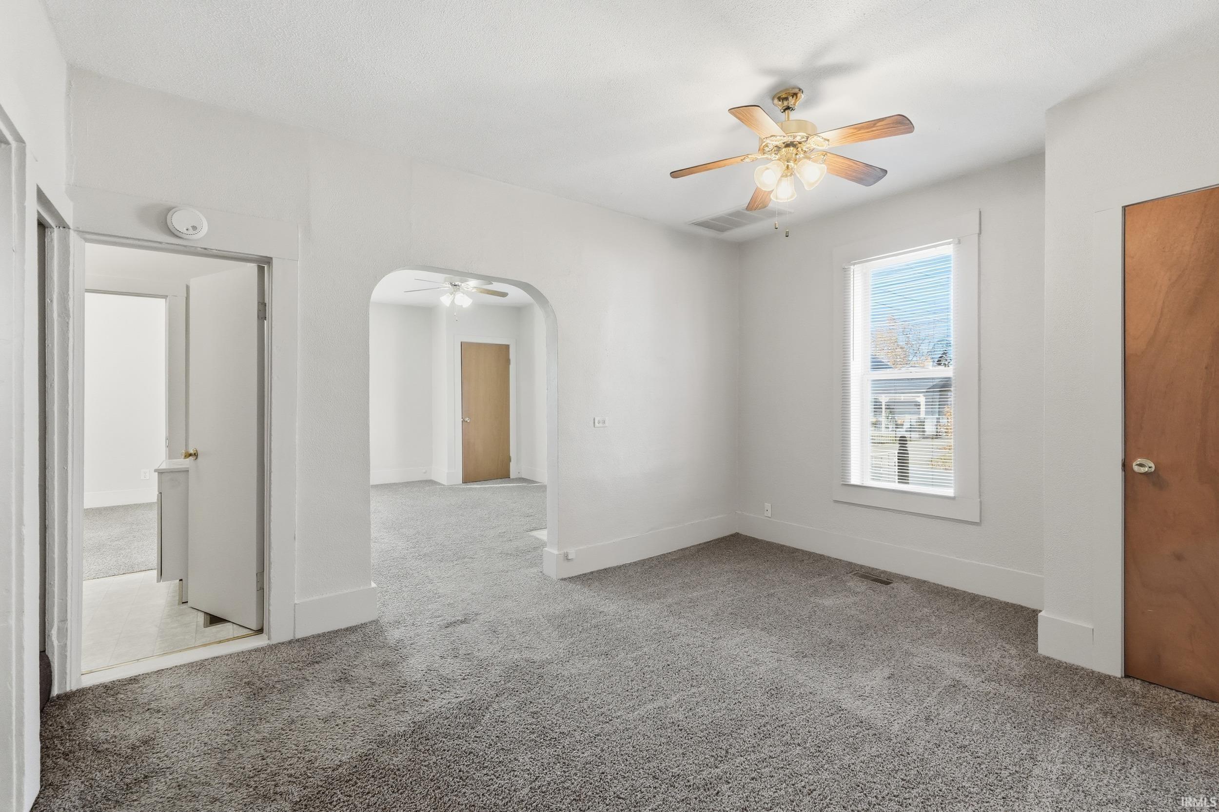 513 West Porter Street Warsaw, IN 46580 - Photo 8 of 28