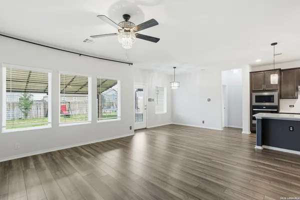 $2,700 | 12611 Auriga, San Antonio, TX 78245