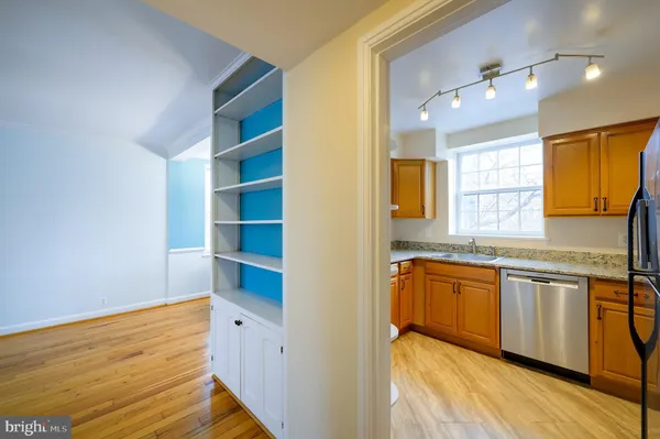 $2,450 | 3541 39th Street Northwest, Unit C507, Washington, DC 20016