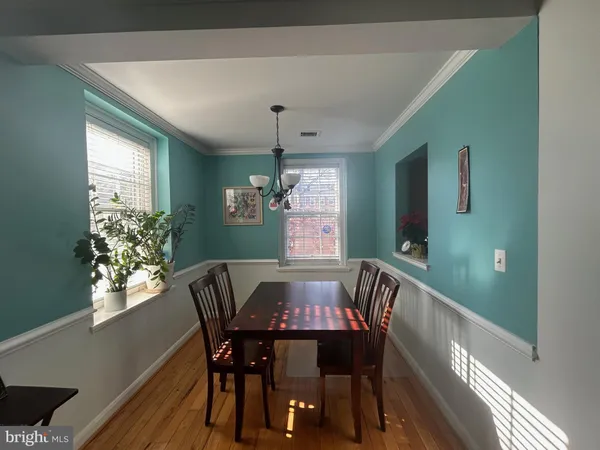 $2,450 | 3541 39th Street Northwest, Unit C507, Washington, DC 20016