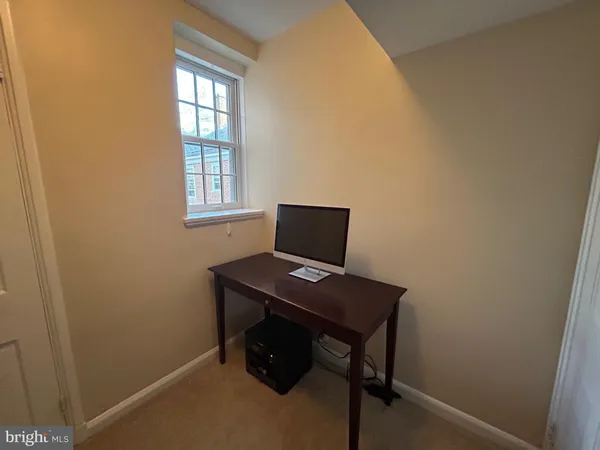 $2,450 | 3541 39th Street Northwest, Unit C507, Washington, DC 20016