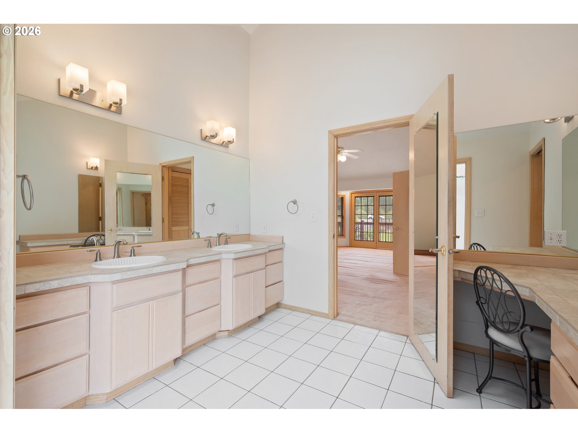 6150 Willow Grove Road Longview, WA 98632 - Photo 16 of 44