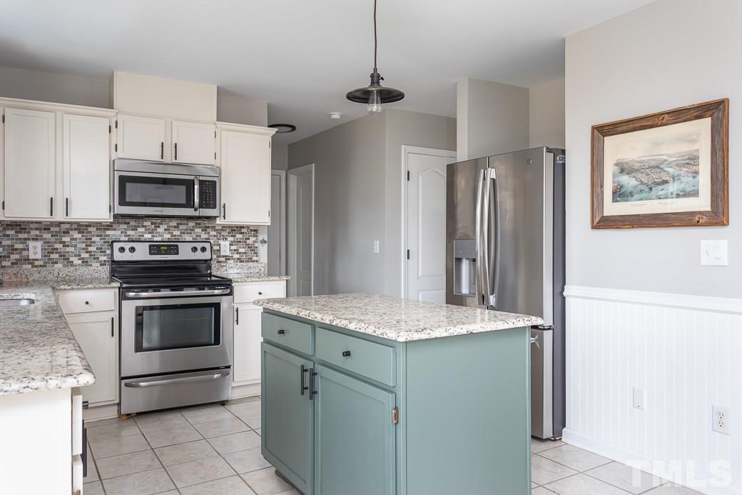9312 Copernicus Court Raleigh, NC 27617 - Photo 15 of 30 Gallery Image 15