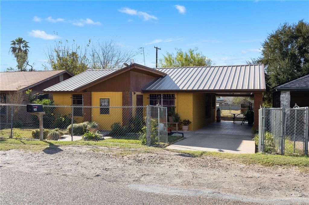 264 West Huisache Street Rio Grande City, TX 78582 - Photo 3 of 16 a front view of a house