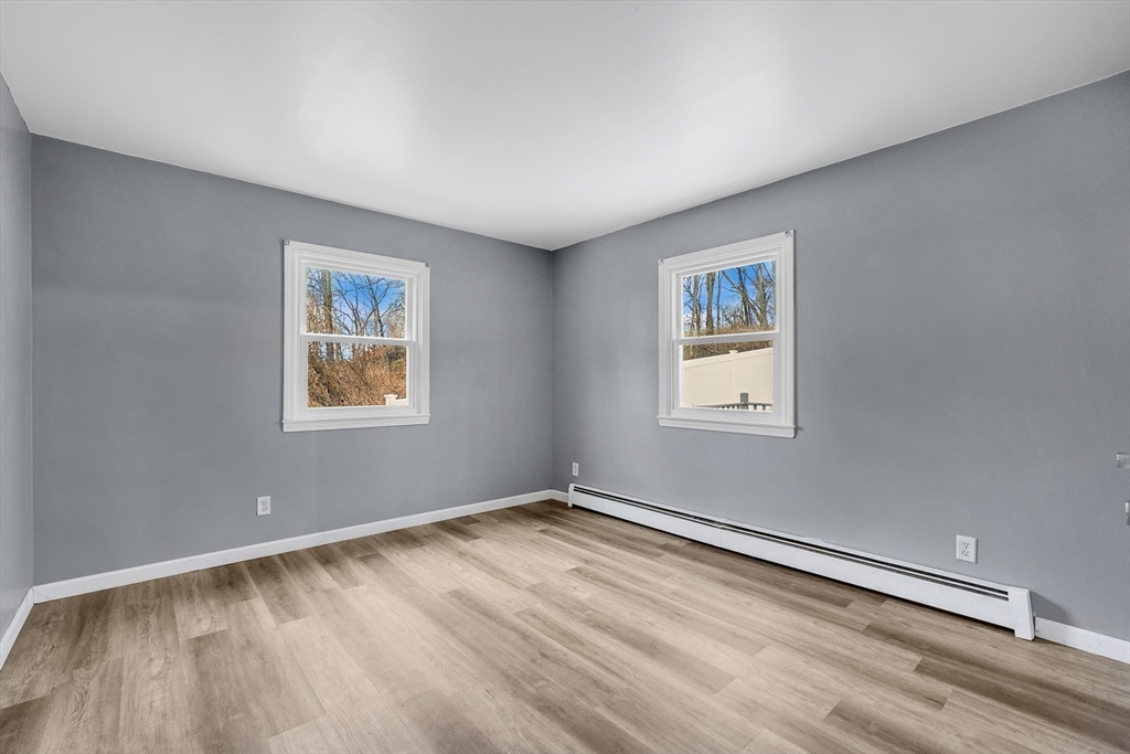 965 Cronin Road Warren, MA 01585 - Photo 15 of 38