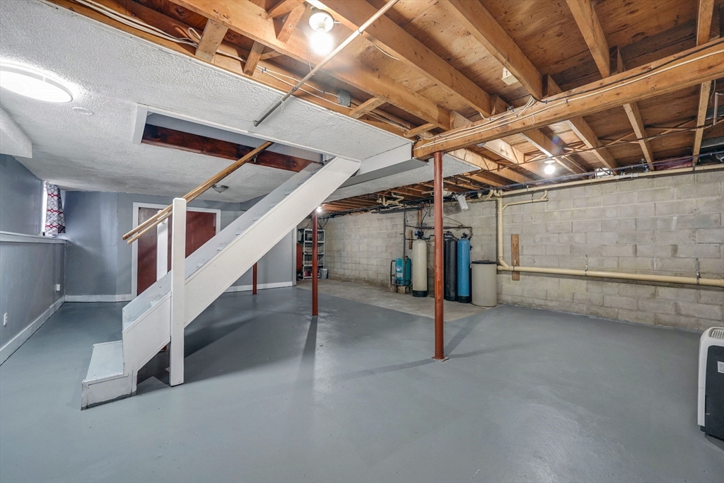 965 Cronin Road Warren, MA 01585 - Photo 26 of 38