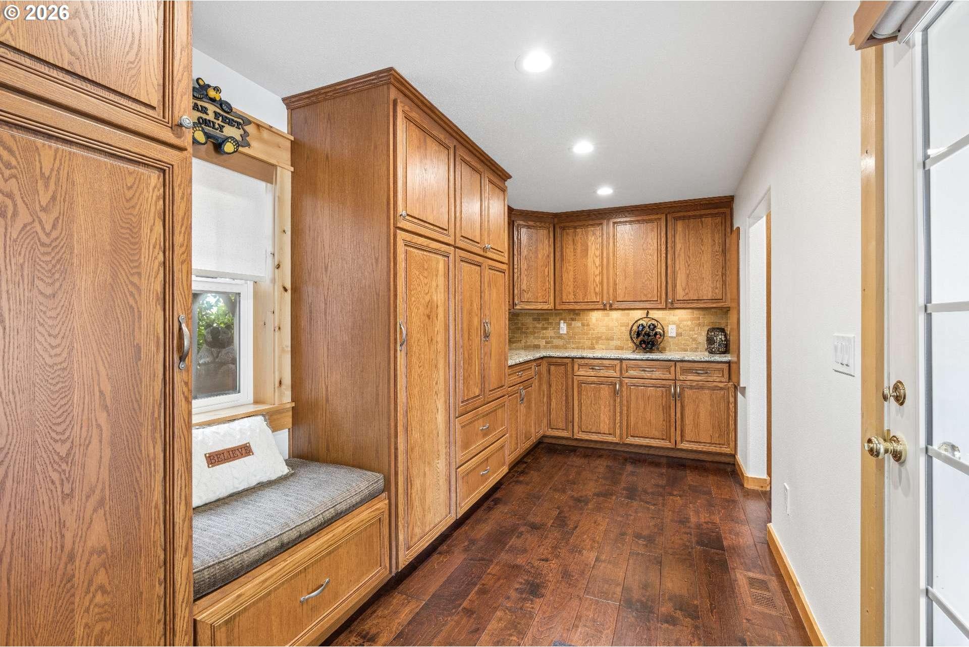 14660 Northwest Pioneer Road Beaverton, OR 97006 - Photo 14 of 34 Gallery Image 14