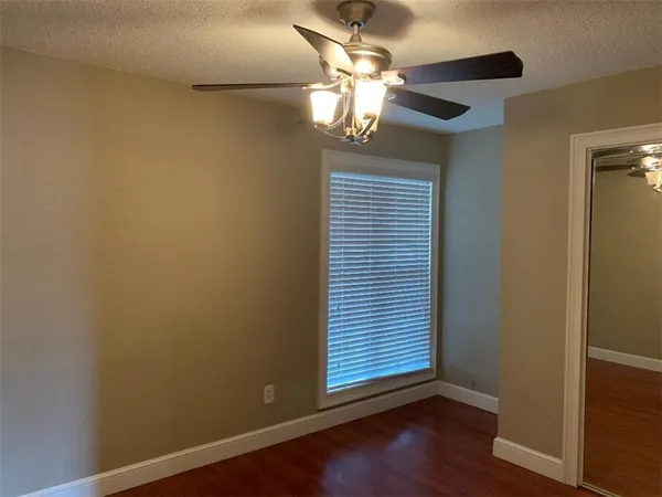 $2,300 | 201 Starbright Drive, Austin, TX 78745