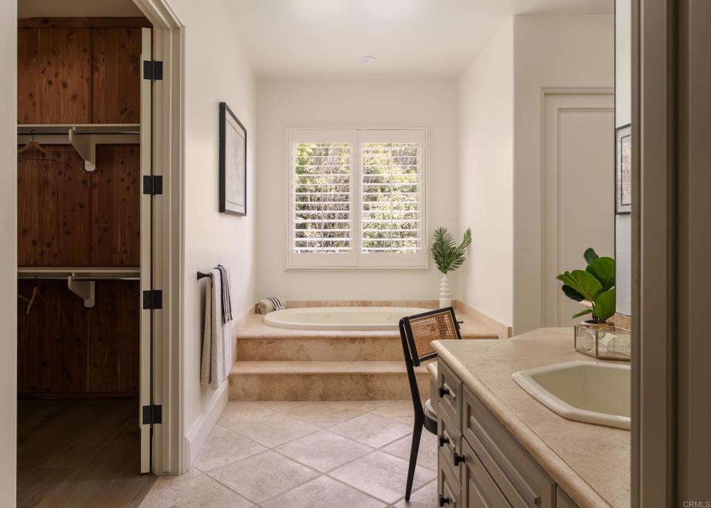 7825 Muirfield Way Rancho Santa Fe, CA 92067 - Photo 33 of 60