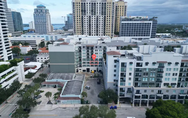 $2,500 | 600 South Dixie Highway, Unit 352, West Palm Beach, FL 33401