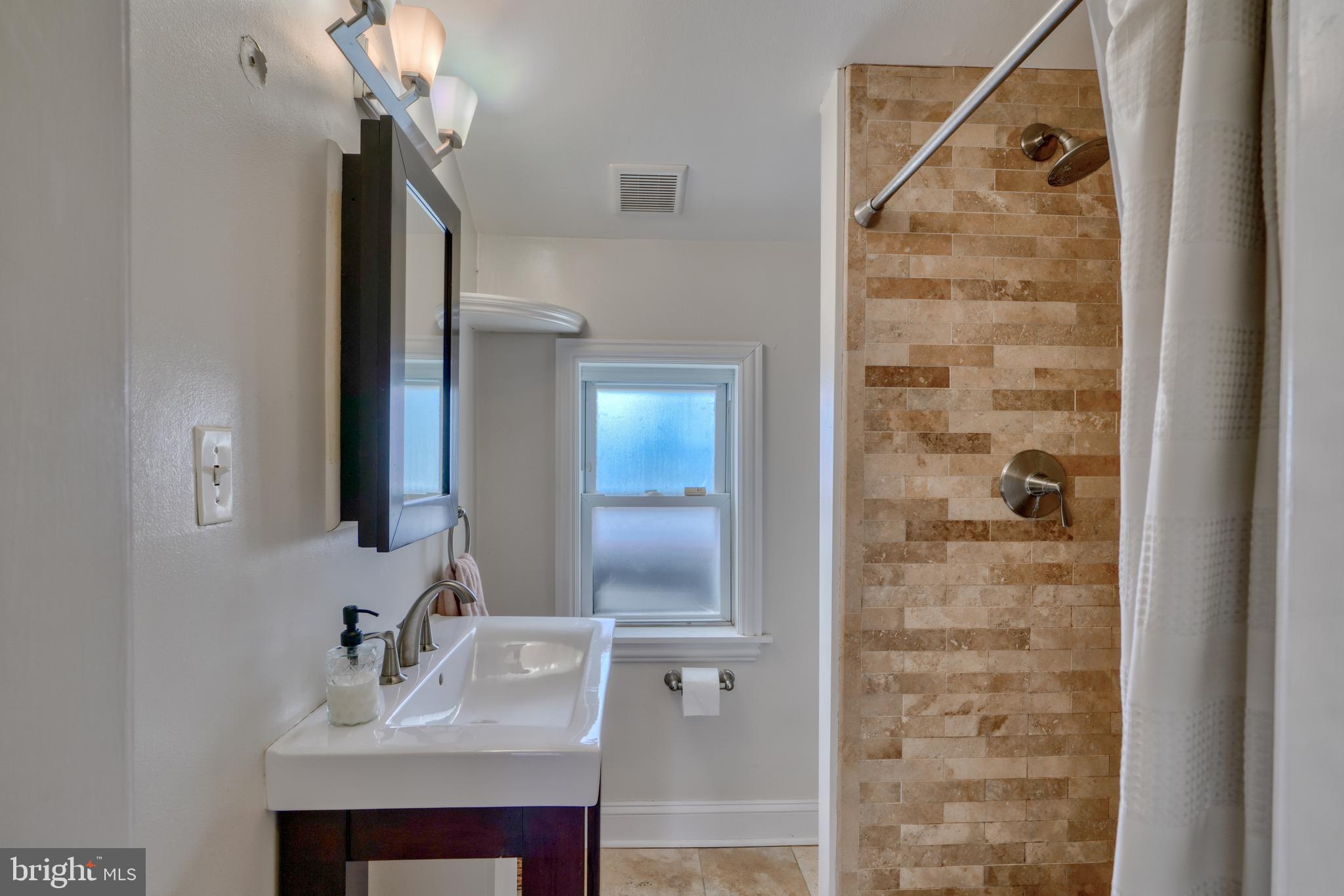 1252 Riverside Avenue Baltimore, MD 21230 - Photo 40 of 55