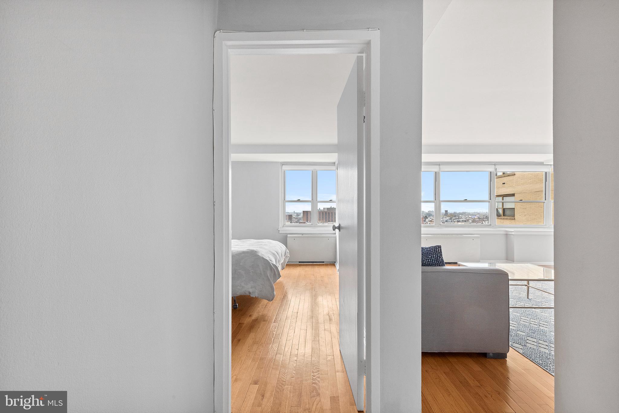 1810 Rittenhouse Square, Unit 911 Philadelphia, PA 19103 - Photo 12 of 27