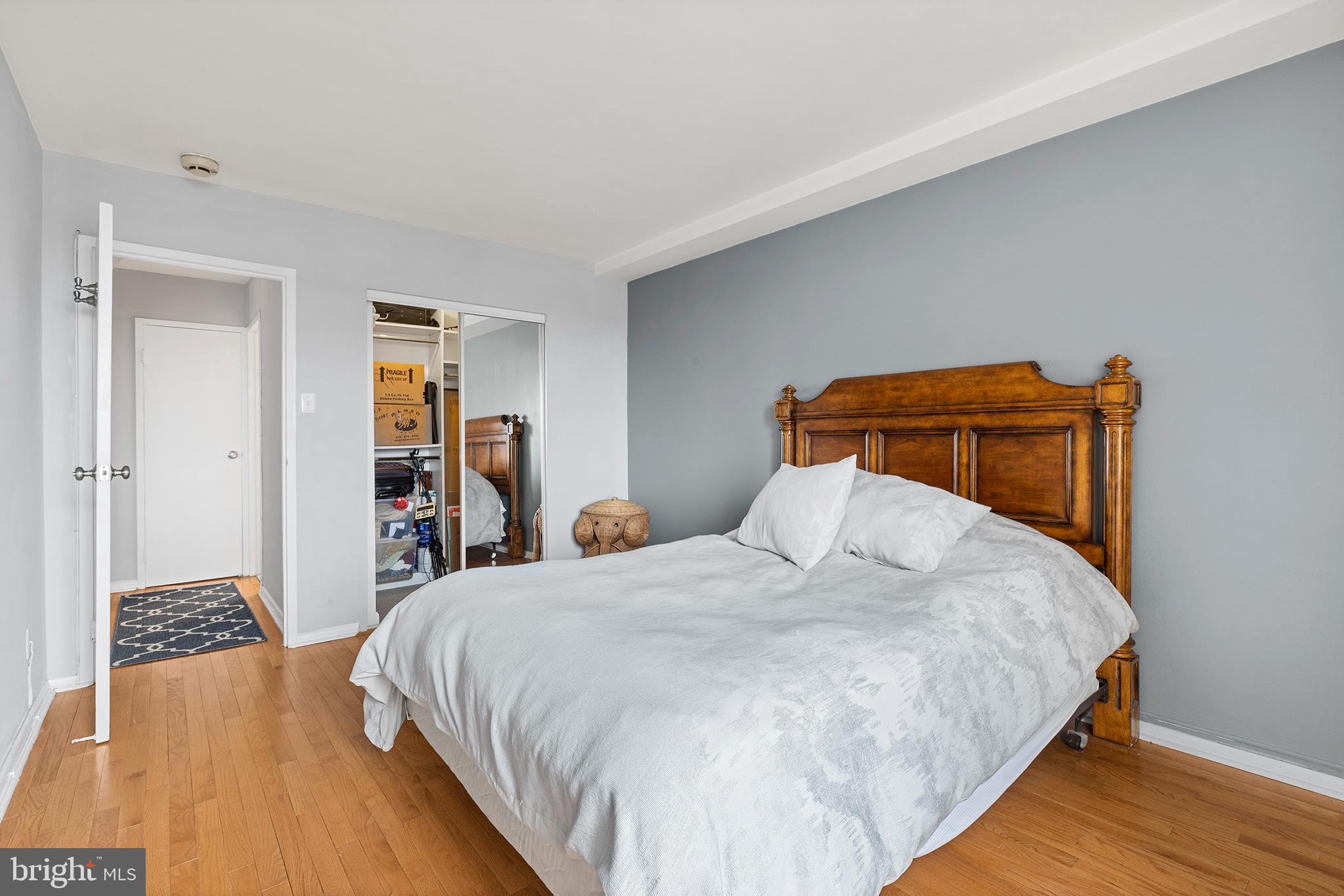 1810 Rittenhouse Square, Unit 911 Philadelphia, PA 19103 - Photo 14 of 27