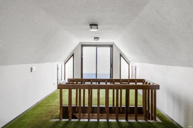 $199,900 | 601 South Main Street, Farmland, IN 47340