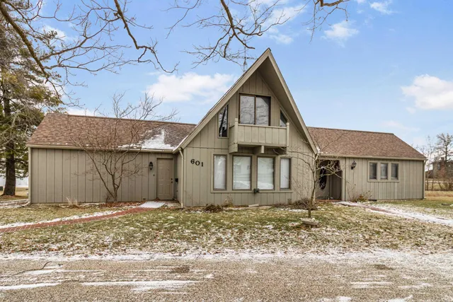 $199,900 | 601 South Main Street, Farmland, IN 47340