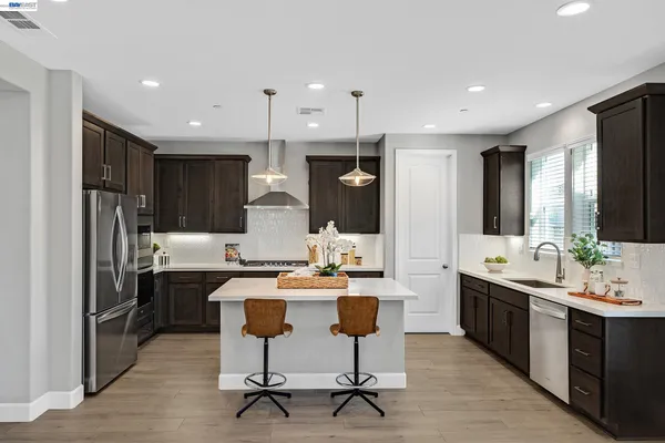 $1,050,000 | 271 Eagle Nest Drive, Oakley, CA 94561