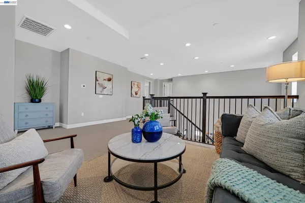 $1,050,000 | 271 Eagle Nest Drive, Oakley, CA 94561