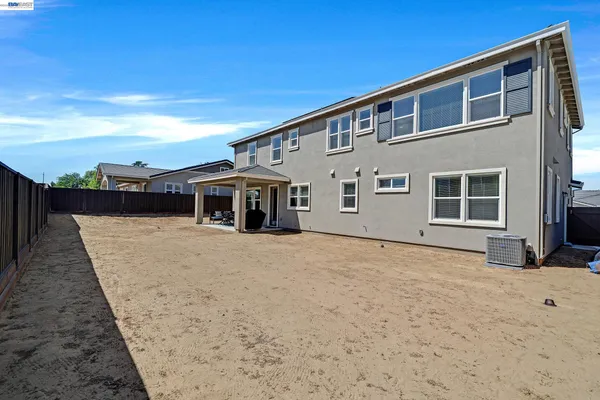 $1,050,000 | 271 Eagle Nest Drive, Oakley, CA 94561