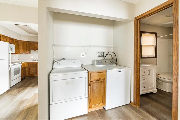 $1,495 | 201 West 2nd Street, Unit 4, Waconia, MN 55387