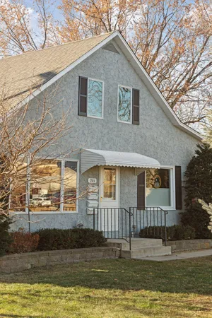 $1,495 | 201 West 2nd Street, Unit 4, Waconia, MN 55387