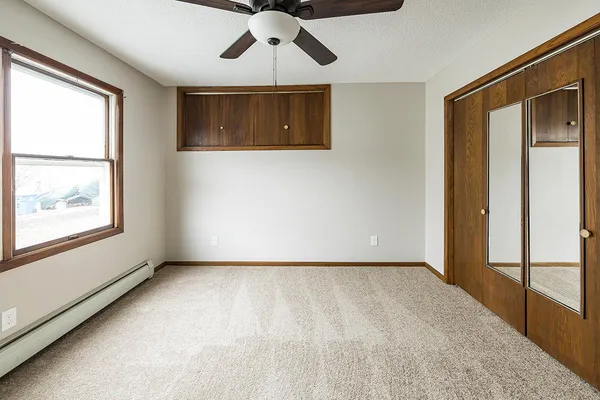 $1,495 | 201 West 2nd Street, Unit 4, Waconia, MN 55387