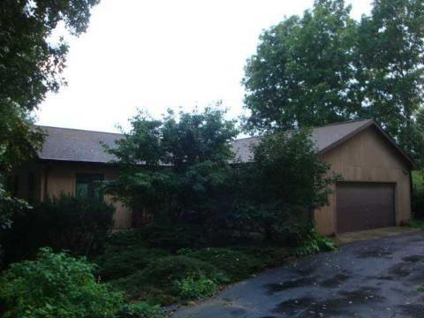 13769 Brooks Road Cement City, MI 49233 - Photo 1 of 10 917544.JPG
