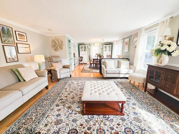 $669,000 | 15 Ayers Lane, Dover, NH 03820