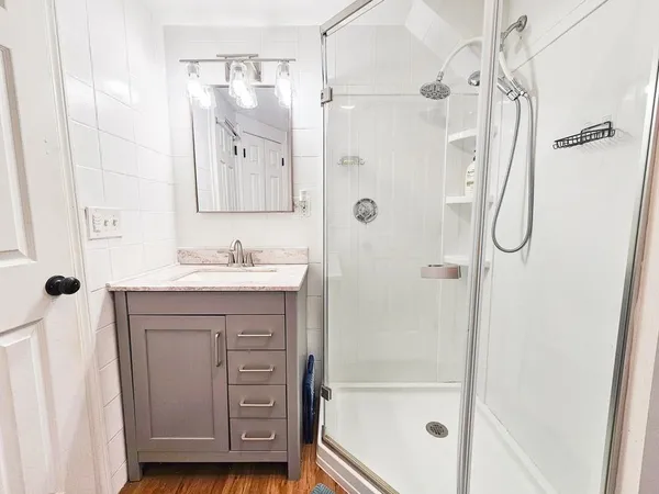 $669,000 | 15 Ayers Lane, Dover, NH 03820