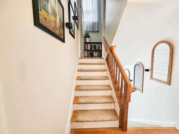 $669,000 | 15 Ayers Lane, Dover, NH 03820