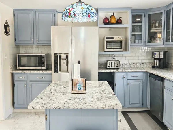 $669,000 | 15 Ayers Lane, Dover, NH 03820