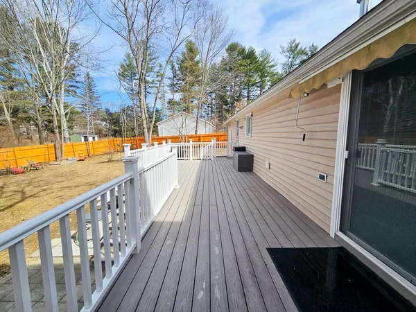 $669,000 | 15 Ayers Lane, Dover, NH 03820