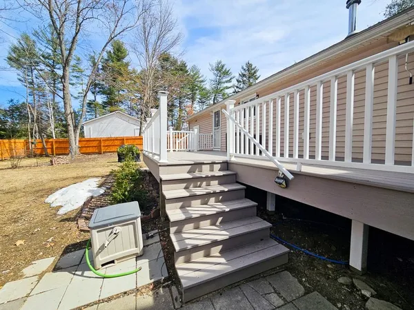 $669,000 | 15 Ayers Lane, Dover, NH 03820